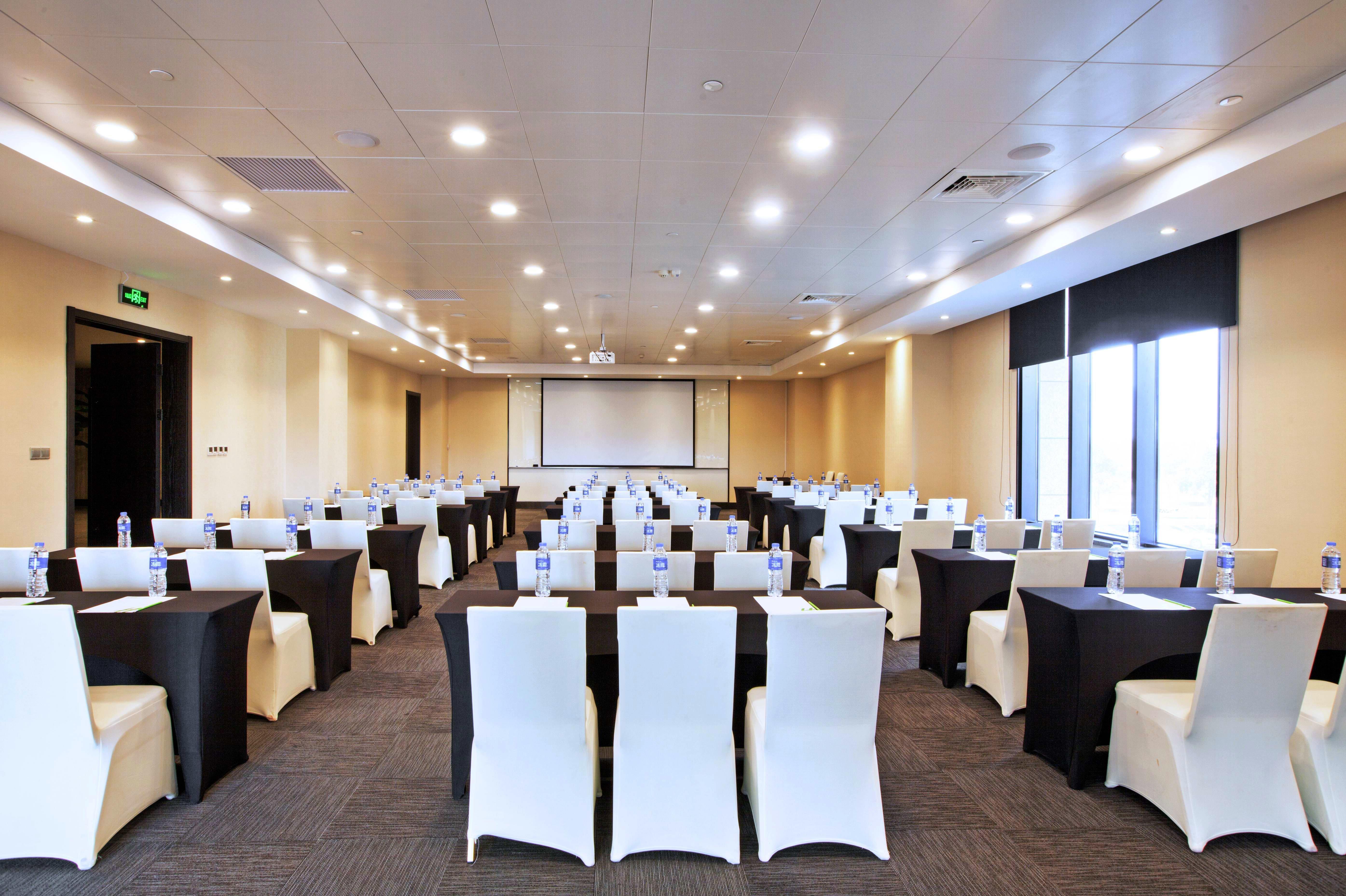 Crowne Plaza Shanghai Jinshan By Ihg Экстерьер фото